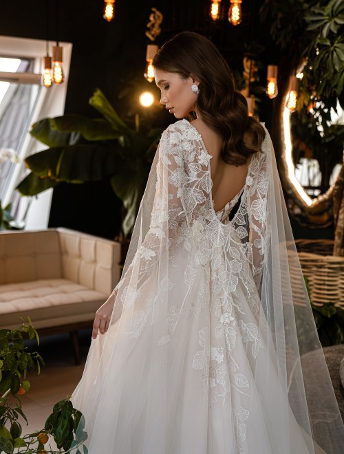 https://elisebride.ro/images/stories/virtuemart/product/JASMINE            (4).jpg